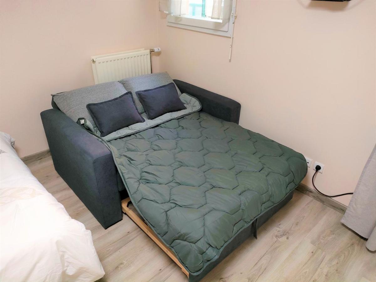 Lovely Flat Nearby Paris Fully Redone With Free Parking On Premises And Balcony クリシー エクステリア 写真