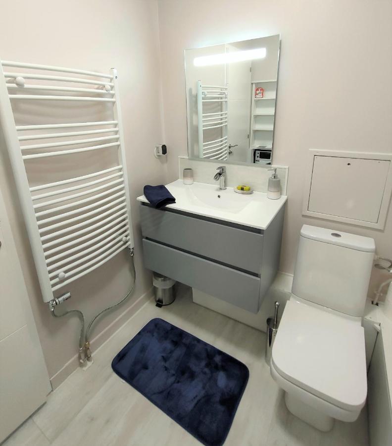 Lovely Flat Nearby Paris Fully Redone With Free Parking On Premises And Balcony クリシー エクステリア 写真