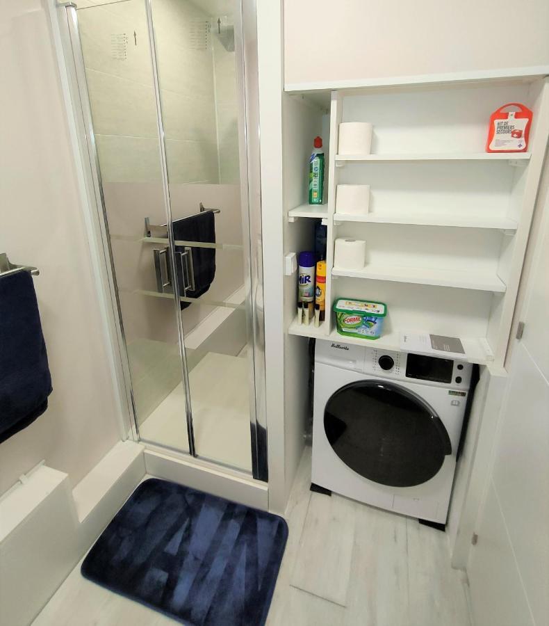 Lovely Flat Nearby Paris Fully Redone With Free Parking On Premises And Balcony クリシー エクステリア 写真