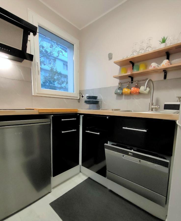 Lovely Flat Nearby Paris Fully Redone With Free Parking On Premises And Balcony クリシー エクステリア 写真