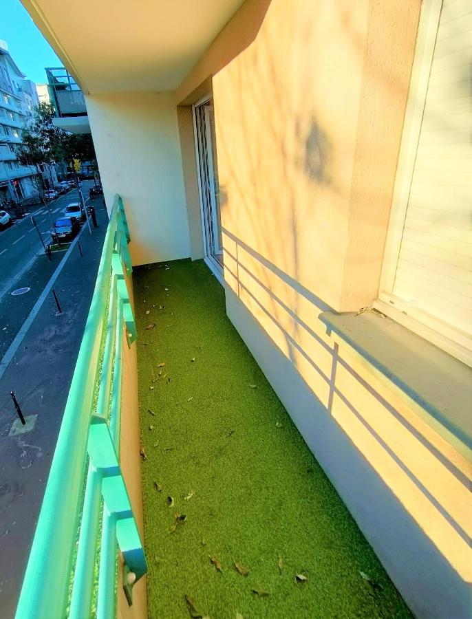 Lovely Flat Nearby Paris Fully Redone With Free Parking On Premises And Balcony クリシー エクステリア 写真